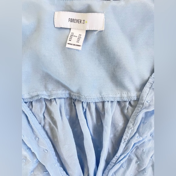 Sky Blue Cropped Blouse - Picture 2 of 3